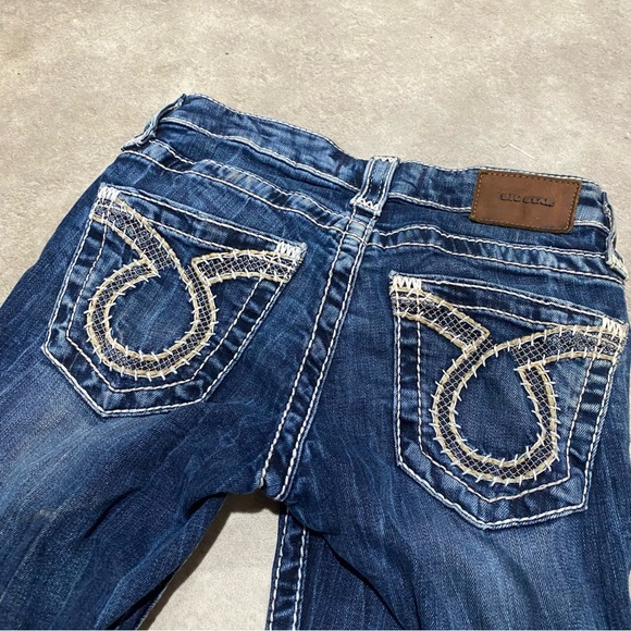 Big Star Denim - Big Star Y2K Low Rise Classic Blue Capri Jeans Embroidered Pockets Sz 24